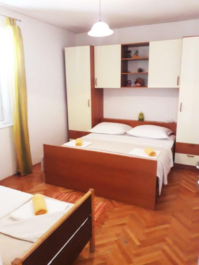 Apartments Mira Makarska Exterior photo